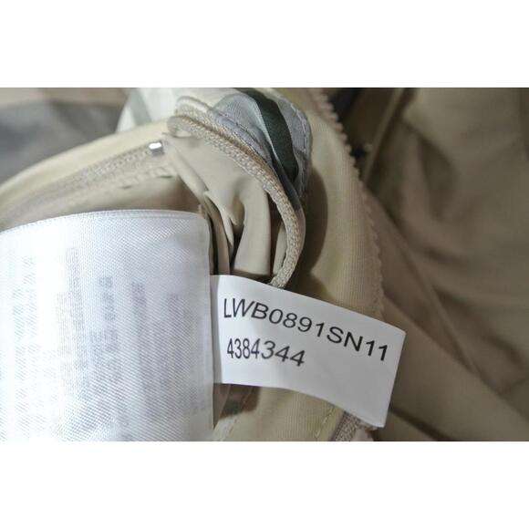 NEW, Barbour Lavender Ladies Waterproof Jacket - Beige Size 14 #C4489 - Picture 14 of 15